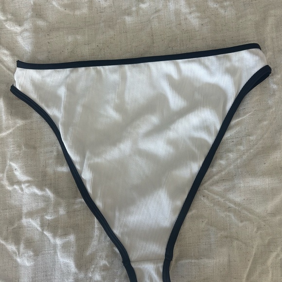 L*Space Nora Bitsy High Waisted Bottom - Picture 4 of 6